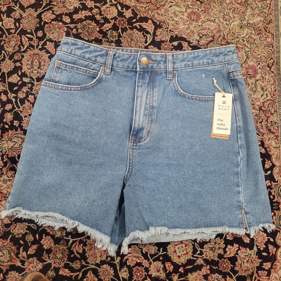 Billabong Denim - Billabong x The Salty Blonde NWT So Vibey Shorts